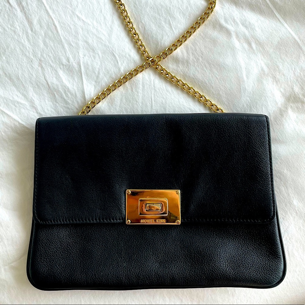 Michael Khors Leather Shoulder Bag